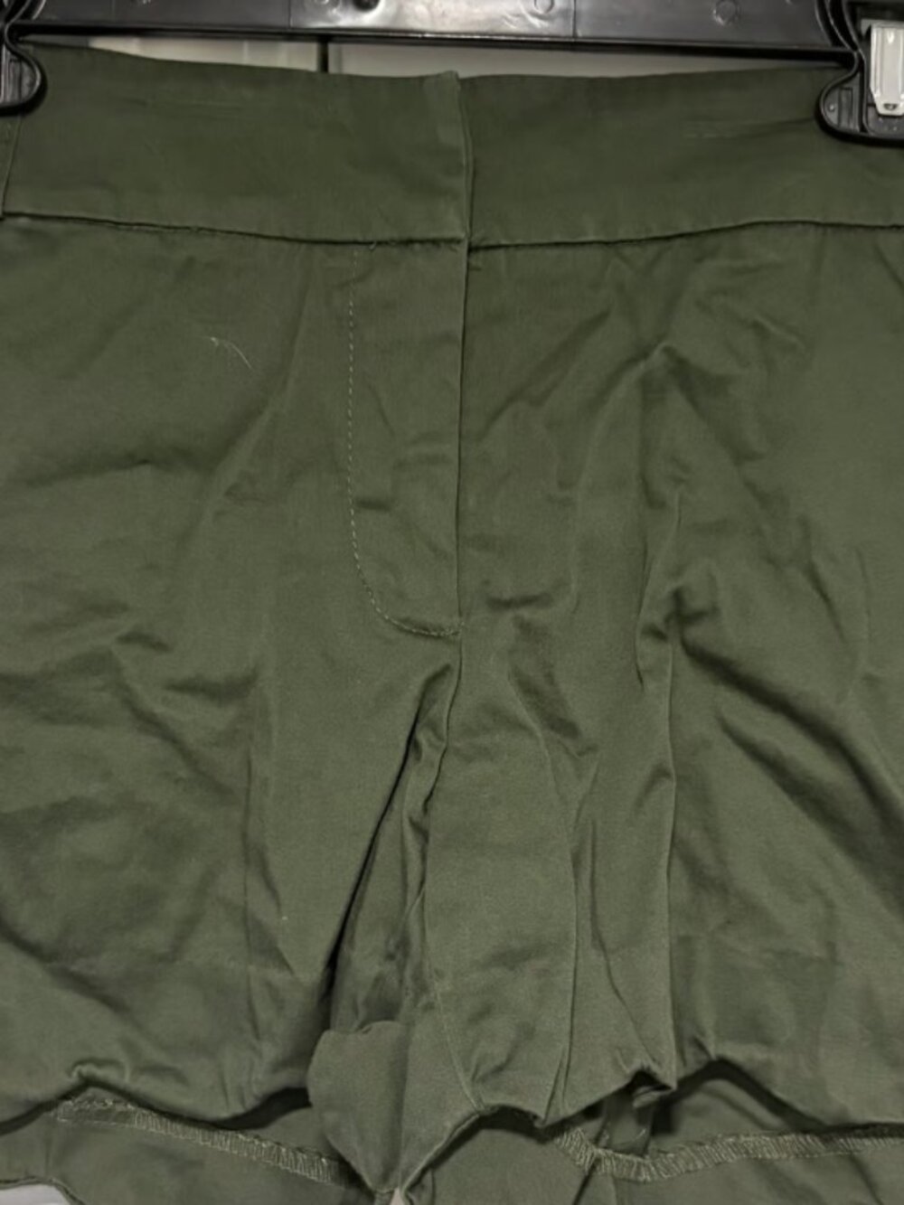 Maurices Olive Green Mid-Rise Scalloped Hem Twill Shorts - Size 5/6